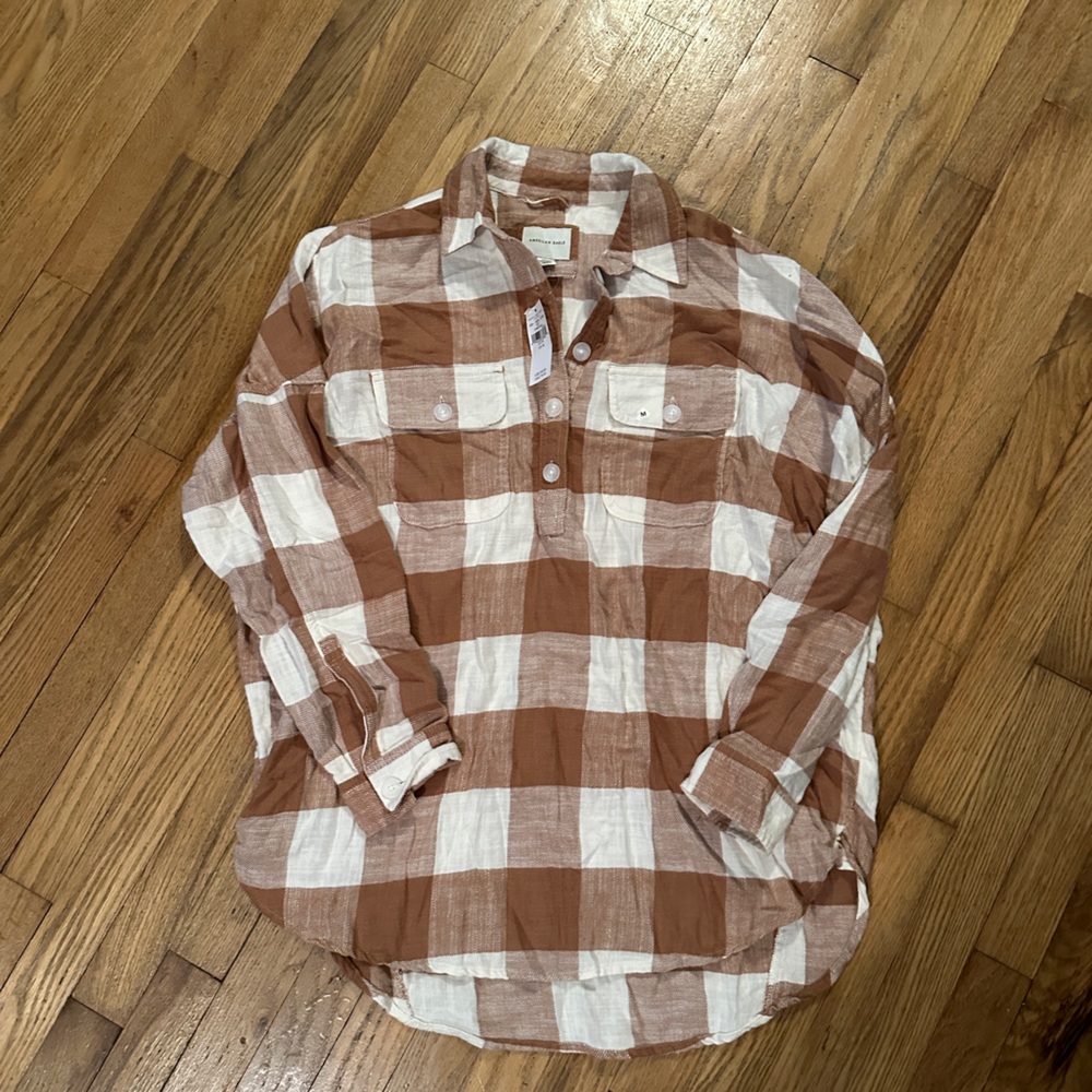 NWT American Eagle Brown and White Plaid Shirt